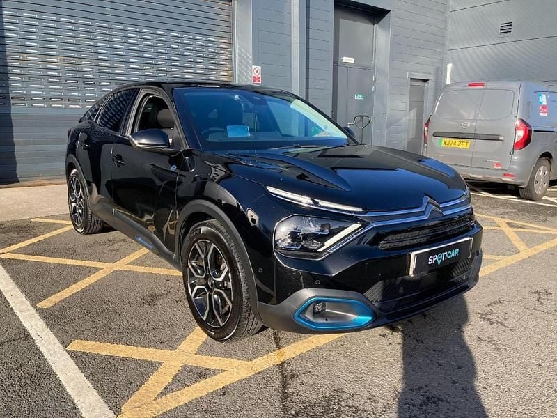 Used Citroën e-C4 Shine 100 kW (136 HP) 2022 Black Hatchback