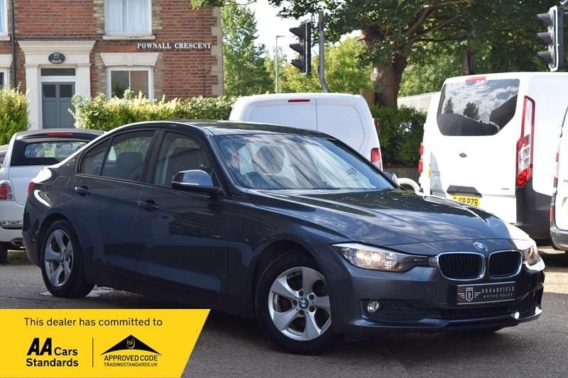 Grey Used 2013 BMW 320 Efficient Dynamics Sedan | £3,695 (Good price) - Image 1/4