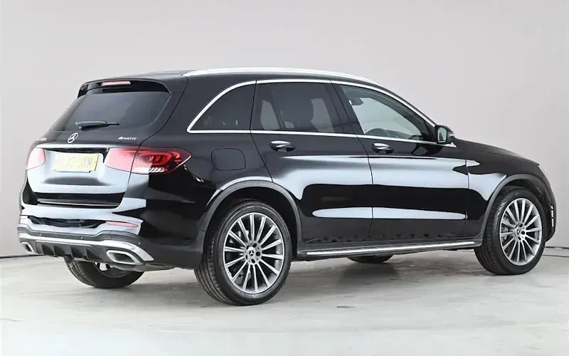 Used Mercedes GLC220 AMG Line Premium 194 HP (142 kW) 2022 Black Estate