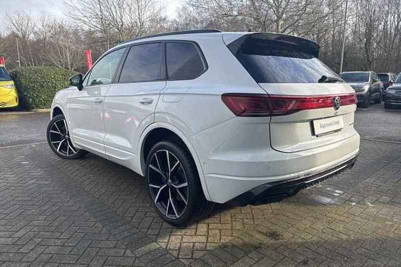 Used VW Touareg R 462 HP (339 kW) 2023 White SUV