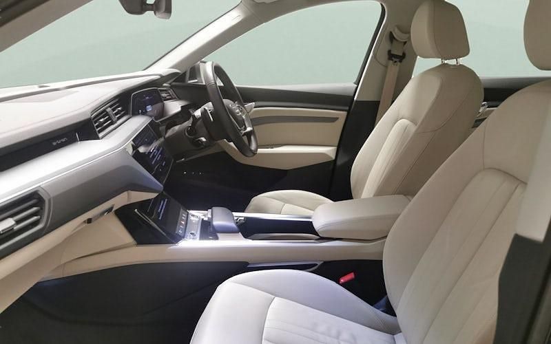 Used Audi e-tron Comfort 230 kW (313 HP) 2022 Black SUV