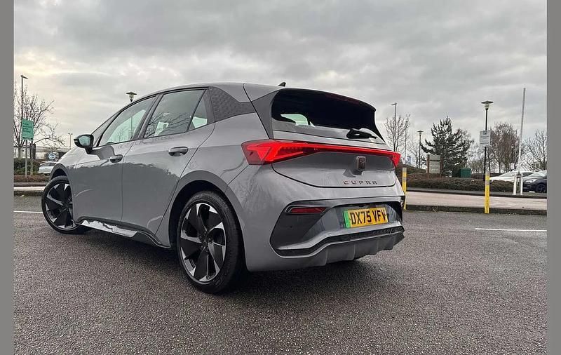 Used Cupra Born e-Boost 167 kW (228 HP) 2025 Grey Hatchback