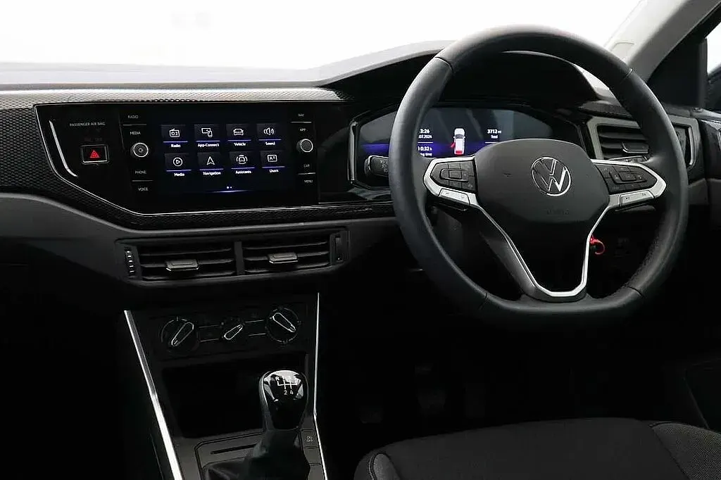 Used VW Polo Life 95 HP (69 kW) 2023 Hatchback