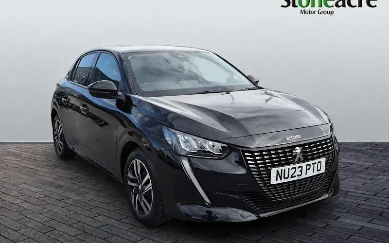 Used Peugeot 208 Allure+ 131 HP (96 kW) 2023 Hatchback