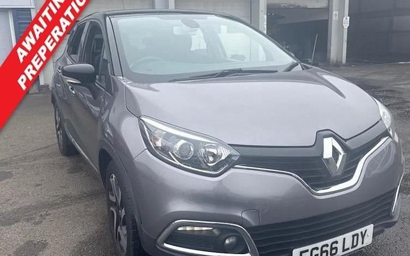 Used Renault Captur Dynamique 120 HP (88 kW) 2016 Grey SUV