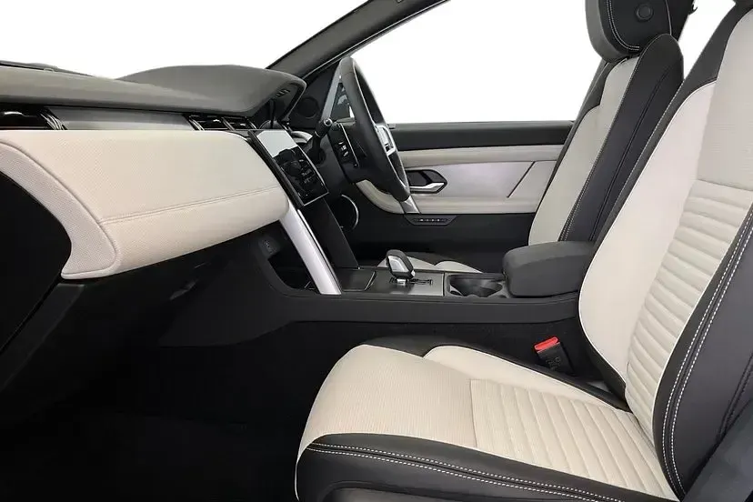 Used Land Rover Discovery Sport SE Dynamic 265 HP (194 kW) 2026 Tba SUV