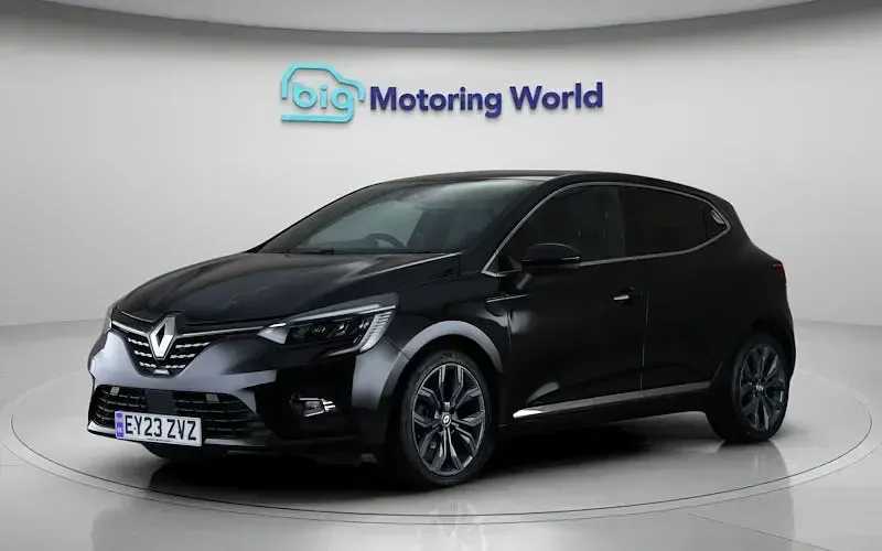 Used Renault Clio Techno 90 HP (66 kW) 2023 Black Hatchback