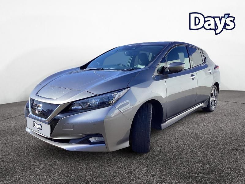 Used Nissan Leaf N-Connecta 110 kW (150 HP) 2021 Grey Hatchback