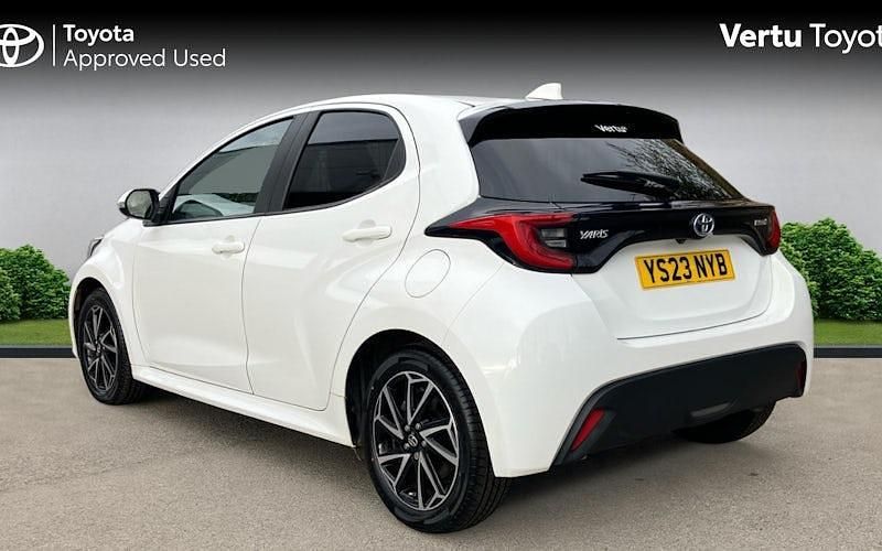 Used Toyota Yaris Hybrid Design 116 HP (85 kW) 2026 Hatchback