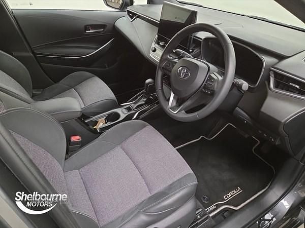 Used Toyota Corolla Design 138 HP (101 kW) 2025 Grey Hatchback