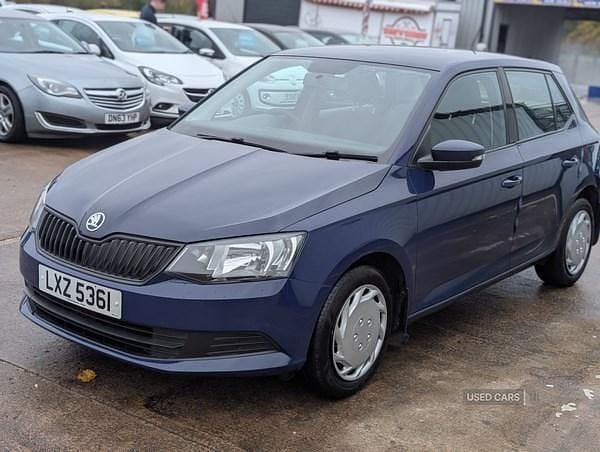 Used Skoda Fabia 60 HP (44 kW) 2018 Blue Hatchback