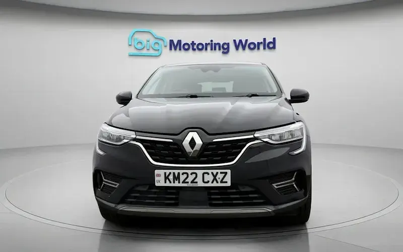 Used Renault Arkana Version S 145 HP (106 kW) 2022 Black SUV