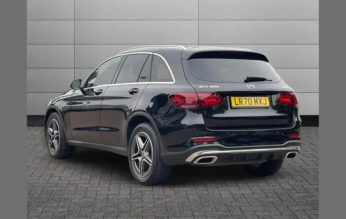 Used Mercedes GLC300 AMG line 254 HP (186 kW) 2020 Black SUV