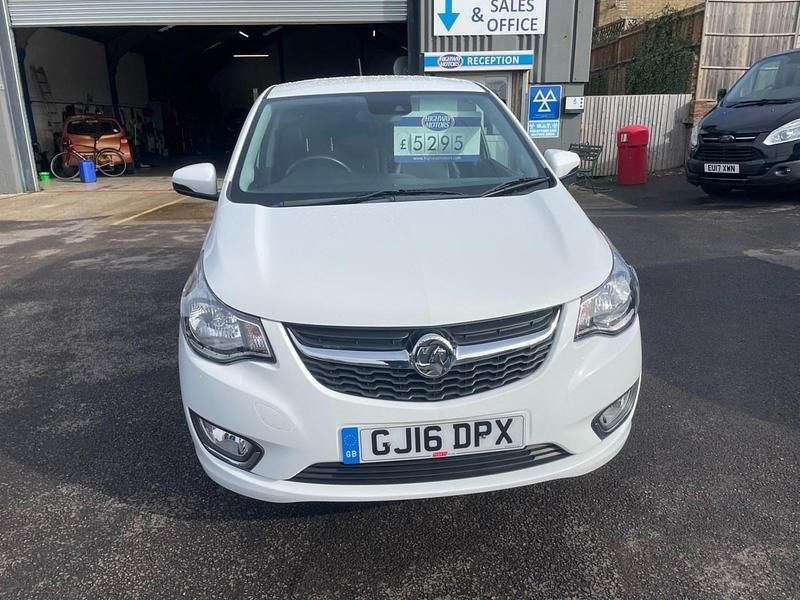 Used Vauxhall Viva 2016 White Hatchback