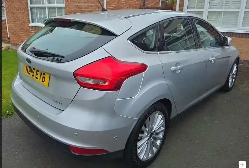 Używany Ford Focus Titanium X 125 KM (91 kW) 2015 Srebrny Hatchback