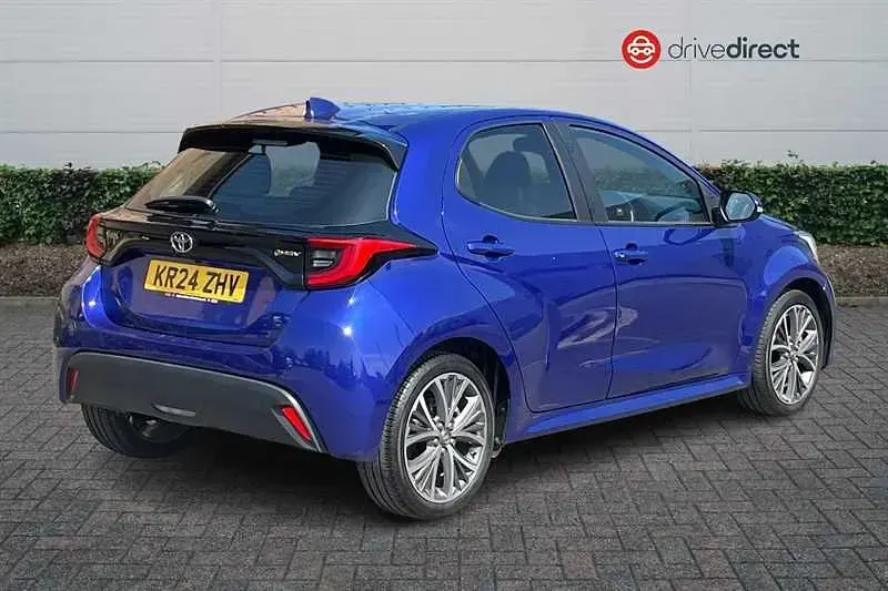 Used Toyota Yaris 2024 Blue Hatchback
