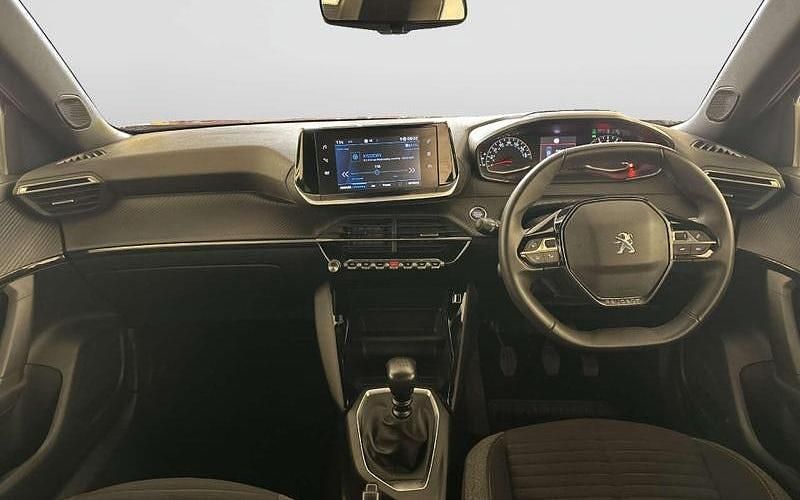 Used Peugeot 2008 Active+ 101 HP (74 kW) 2023 Orange SUV