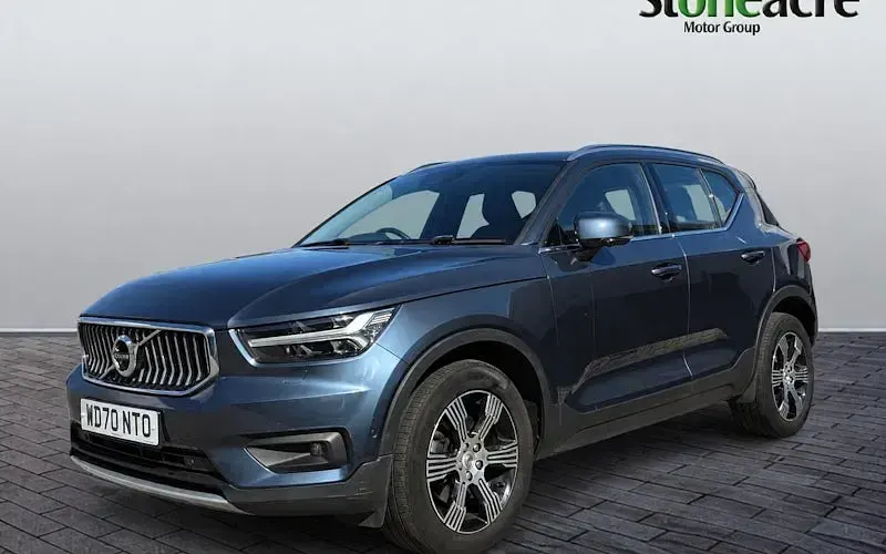 Used Volvo XC40 Inscription 197 HP (144 kW) 2021 Blue SUV