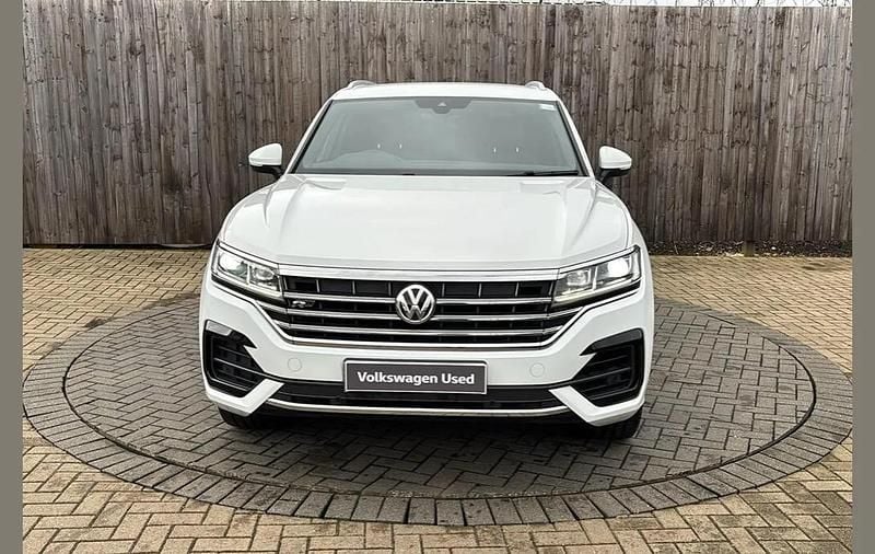 Used VW Touareg R-line 286 HP (210 kW) 2019 White SUV