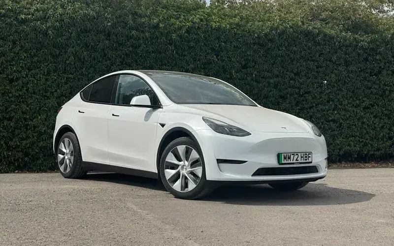 Used Tesla Model Y Long Range AWD 286 kW (389 HP) 2025 SUV