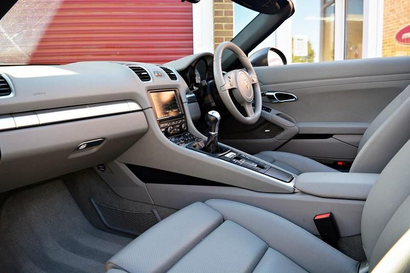 Used Porsche Boxster 315 HP (231 kW) 2012 Grey Cabriolet