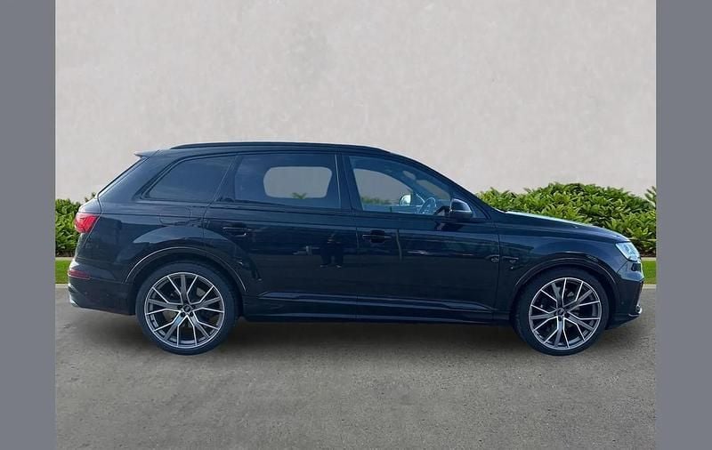 Used Audi SQ7 Comfort 507 HP (372 kW) 2023 Black SUV