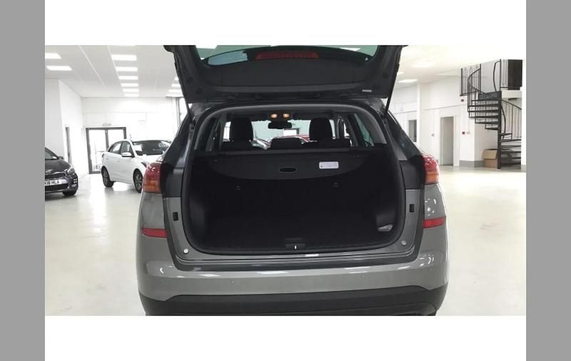Used Hyundai Tucson SE 132 HP (97 kW) 2019 Grey SUV