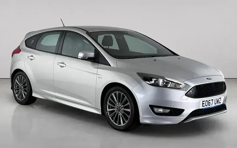 Used Ford Focus ST-Line 120 HP (88 kW) 2016 Hatchback