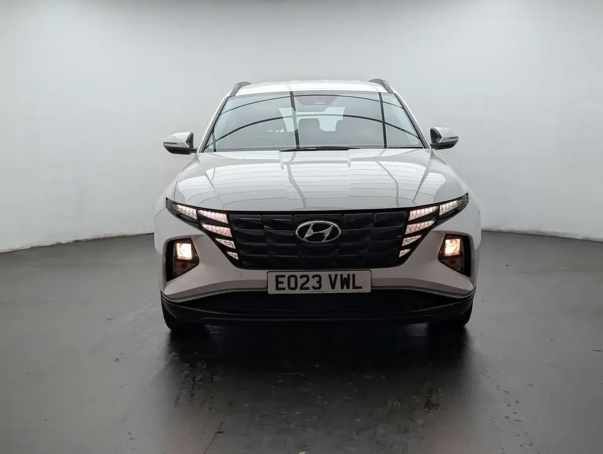 Used Hyundai Tucson SE 230 HP (169 kW) 2023 White SUV