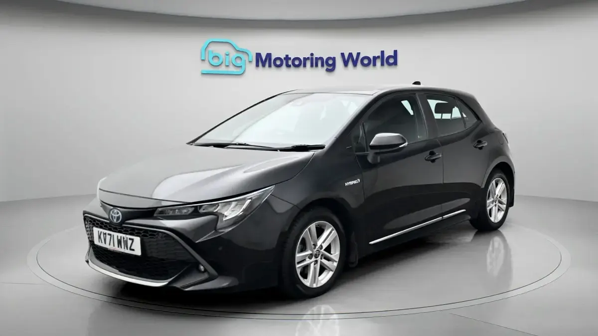 Używany Toyota Corolla 122 KM (89 kW) 2021 Hatchback