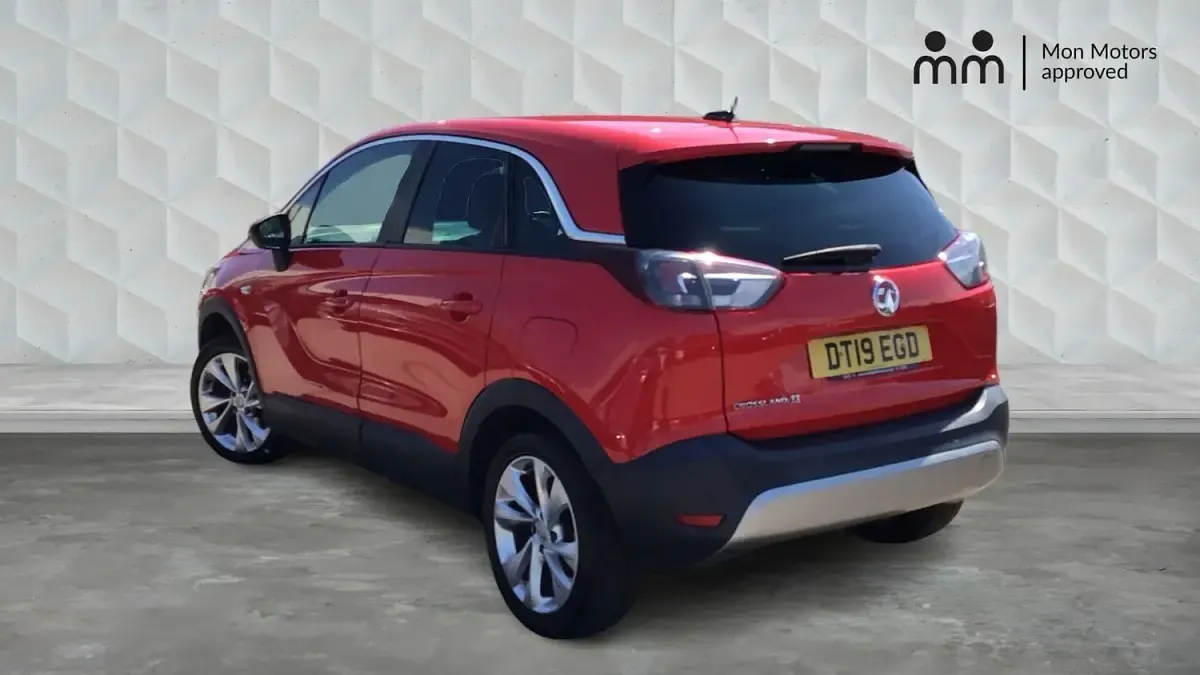 Used Vauxhall Crossland X S 110 HP (80 kW) 2019 Red SUV