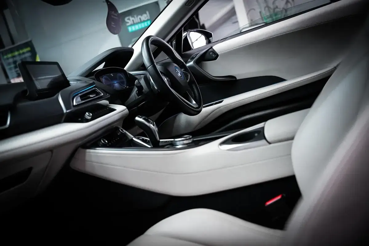 Used BMW i8 Performance 362 HP (266 kW) 2015 Grey Coupe