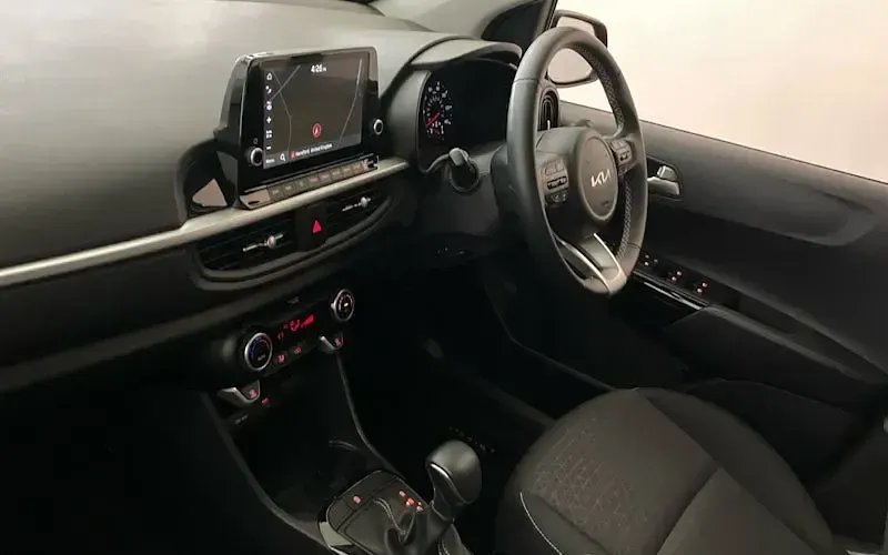 Second-hand Kia Picanto 67 CP (49 kW) 2023 Negru Hatchback