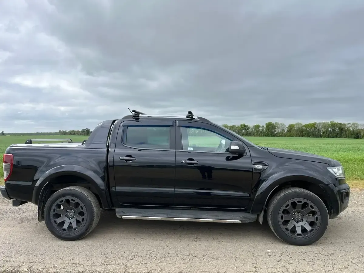 Used Ford Ranger Wildtrack 200 HP (147 kW) 2020 Black Pickup
