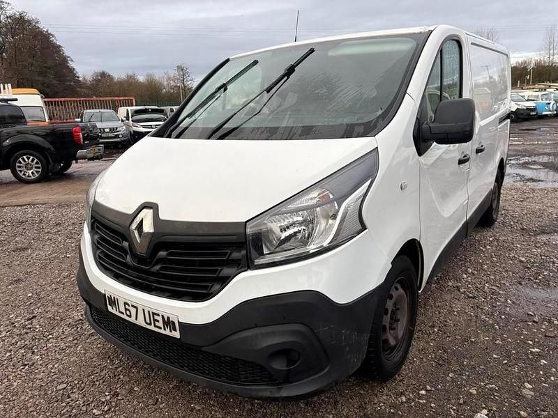 Used Renault Trafic Business 2017 White MPV