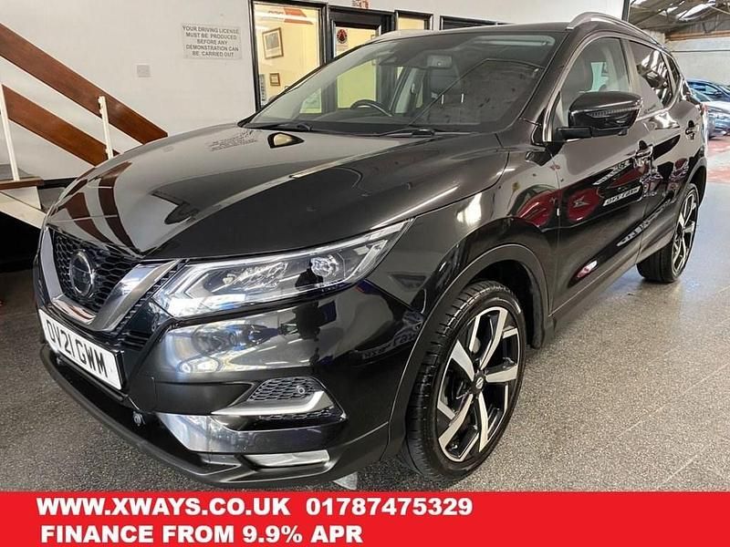 Black Used 2021 Nissan Qashqai N-Motion SUV | £12,799 (Fair price) - Image 1/3