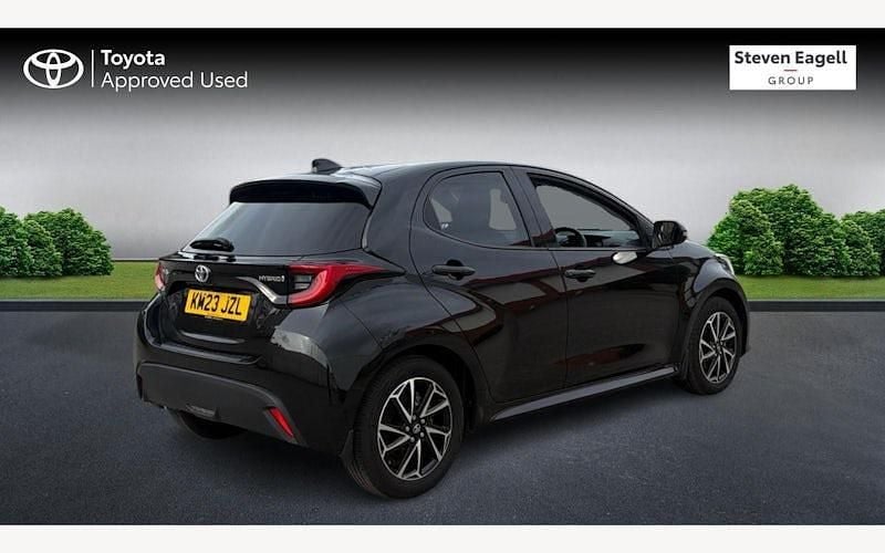 Used Toyota Yaris Hybrid Design 116 HP (85 kW) 2026 Hatchback