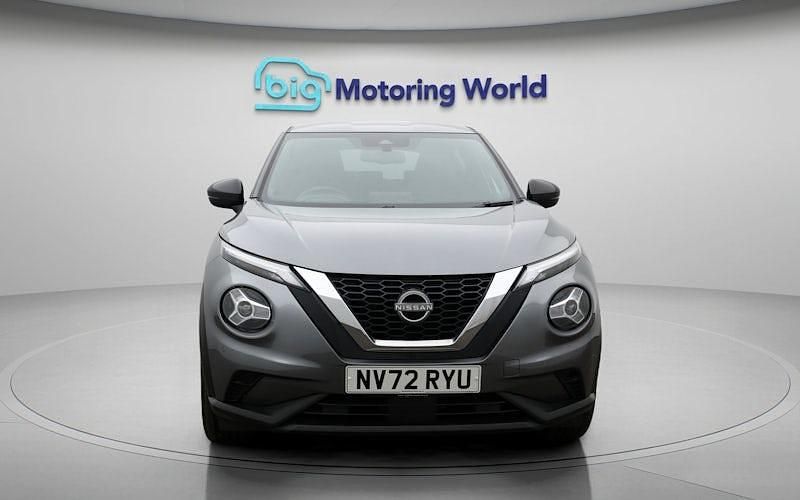 Used Nissan Juke N-Connecta 114 HP (83 kW) 2023 Grey SUV