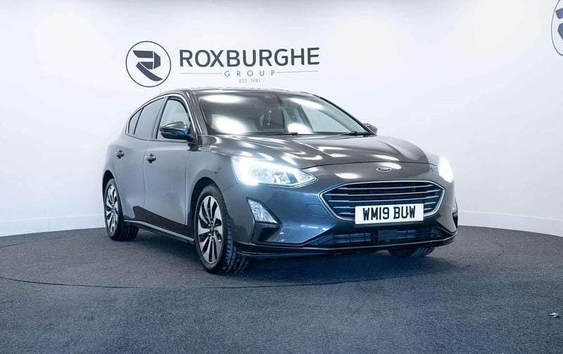 Used Ford Focus Zetec 125 HP (91 kW) 2019 Grey Hatchback