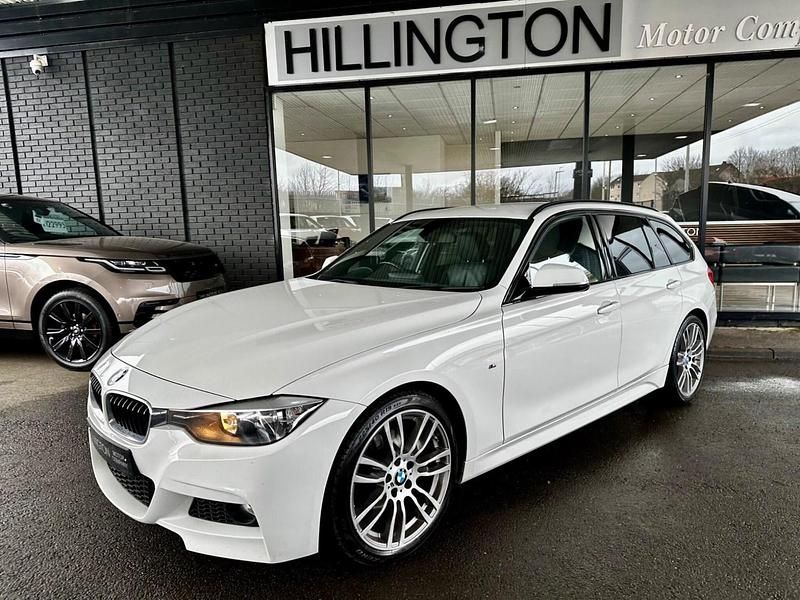 Begagnad BMW 320 M Sport 2015 Vit Kombi