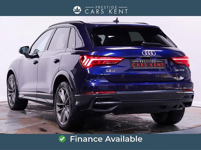 Used Audi Q3 Black Edition 150 HP (110 kW) 2022 Blue SUV