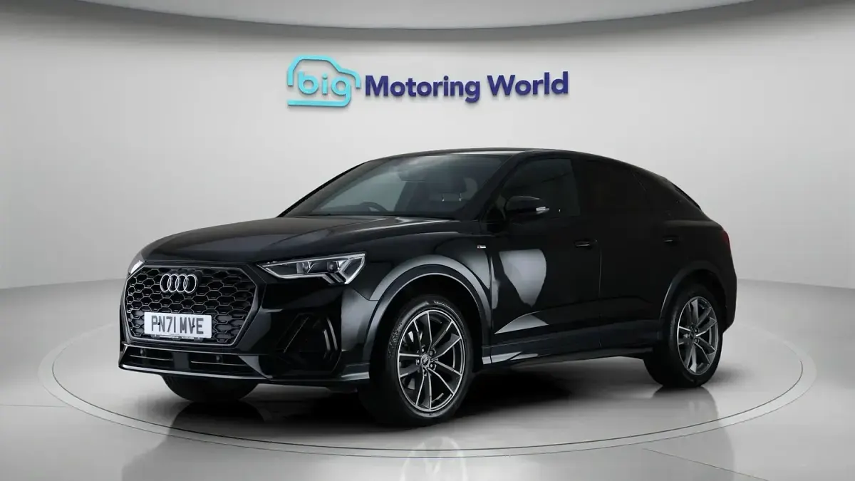 Usado Audi Q3 Sportback Black Edition 148 HP (108 kW) 2021 Preto SUV
