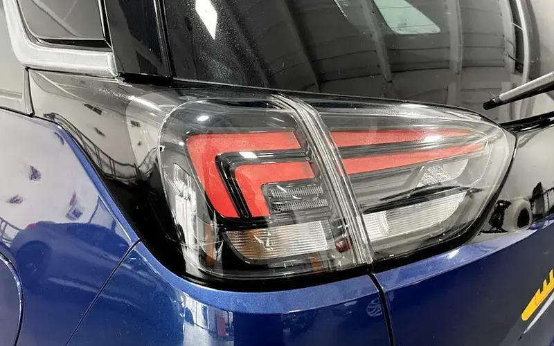 Used Vauxhall Crossland Ultimate 110 HP (80 kW) 2023 Blue SUV