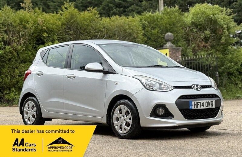 Silver Used 2014 Hyundai i10 SE Hatchback | £3,200 (Fair price) - Image 1/2