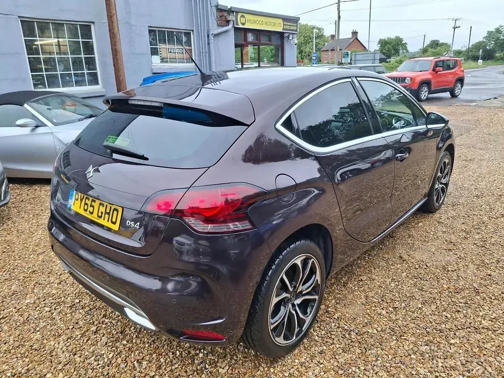 Used DS Automobiles DS4 Prestige 120 HP (88 kW) 2016 Purple Hatchback