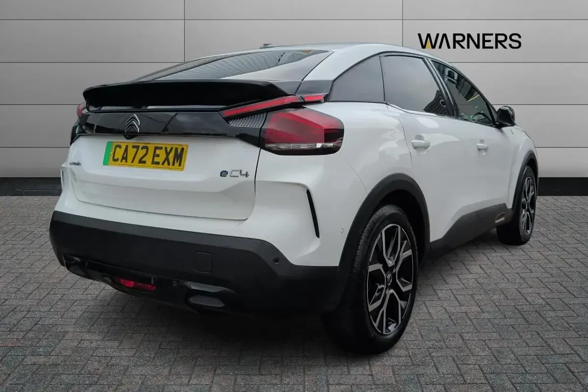 Used Citroën e-C4 98 kW (134 HP) 2022 White Hatchback