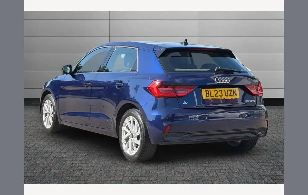 Used Audi A1 Sport 94 HP (69 kW) 2023 Blue SUV