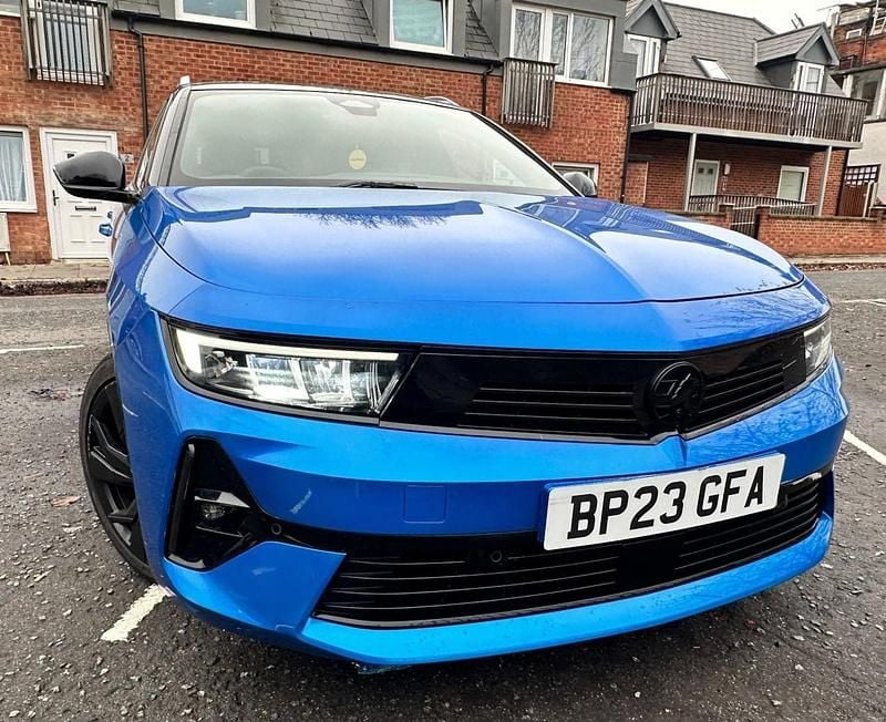 Blue Used 2023 Vauxhall Astra S Estate | £13,795 (Super price) - Image 1/4