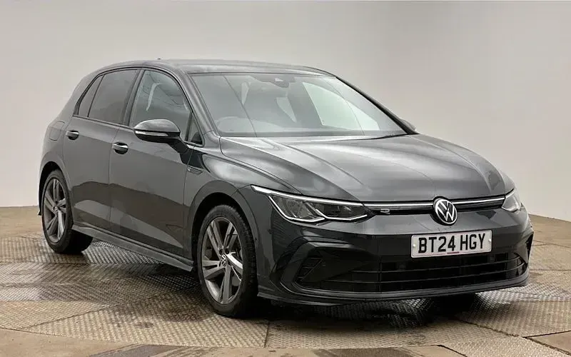 Used VW Golf VIII R-line 150 HP (110 kW) 2023 Hatchback