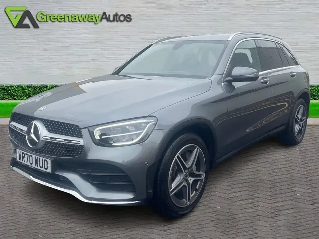 Usado Mercedes GLC220 AMG line 194 HP (142 kW) 2021 Cinzento SUV